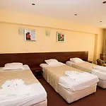 Hotel Avenue Burgas City