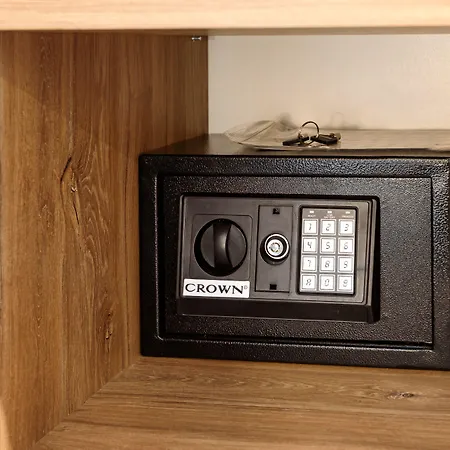 阿维纽酒店 酒店 布尔加斯