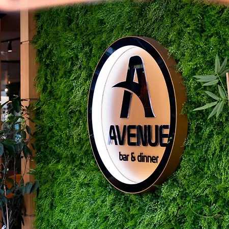 Avenue ホテル ブルガス